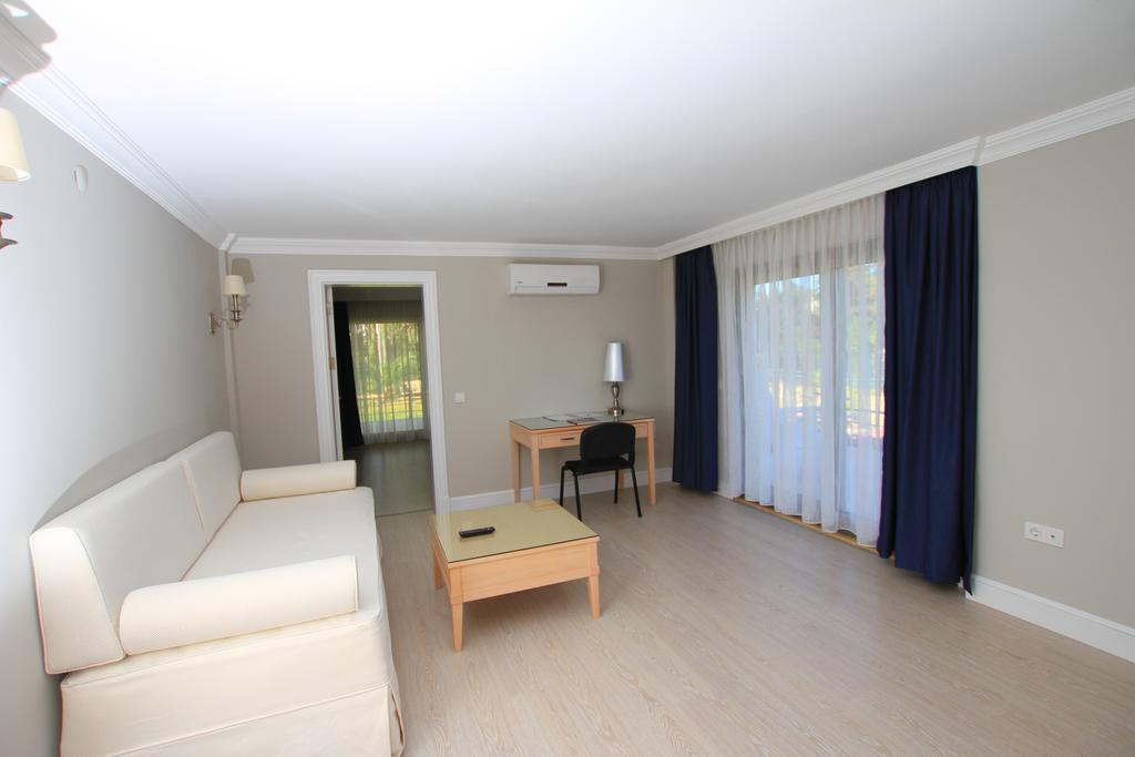 Palm Bay Beach Hotel Emecik Exterior photo